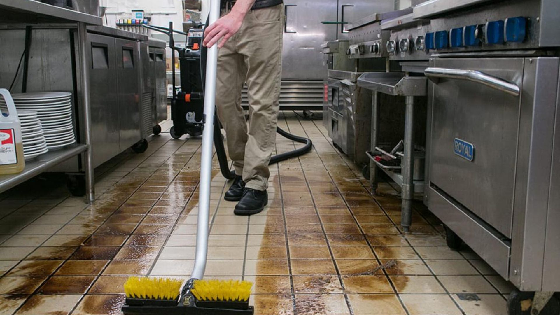 Top benefits of commercial kitchen deep cleaning